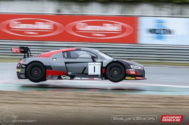 addicted2mtrspt's tweet photo. When the Audi R8 LMS tries everything to be a proper rallycar... https://t.co/wYdCtYNBrt
(π· Repost @chrismies)
_______________________________________
#addicted2motorsport #rallycar #becauseracecar #audi #flatoutovercrest #audir8 #audir8lms #gt3 https://t.co/BCHeHKiBAe