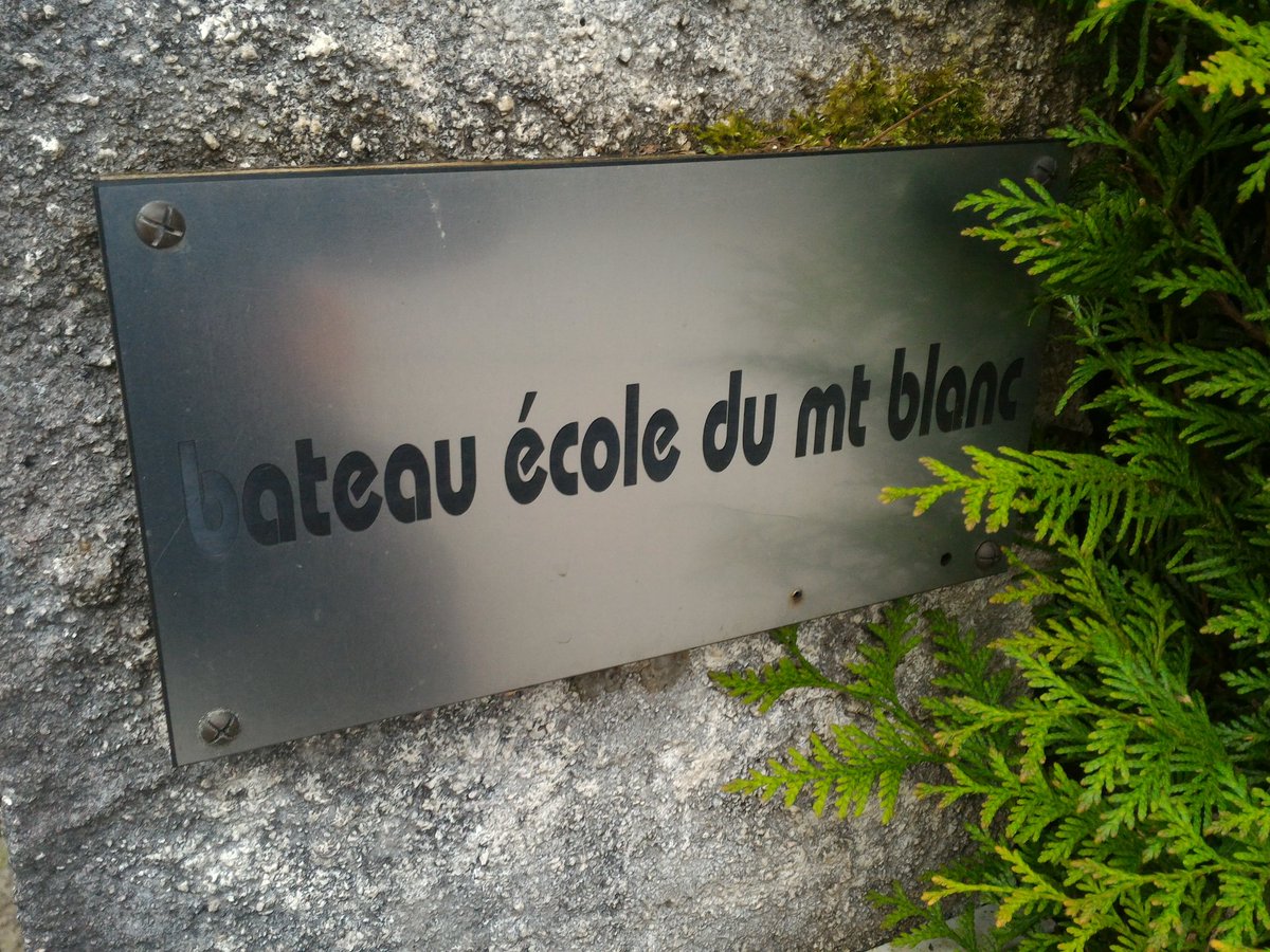 gcuisinier's tweet image. Étape 1 : cours théorique #boatLicence