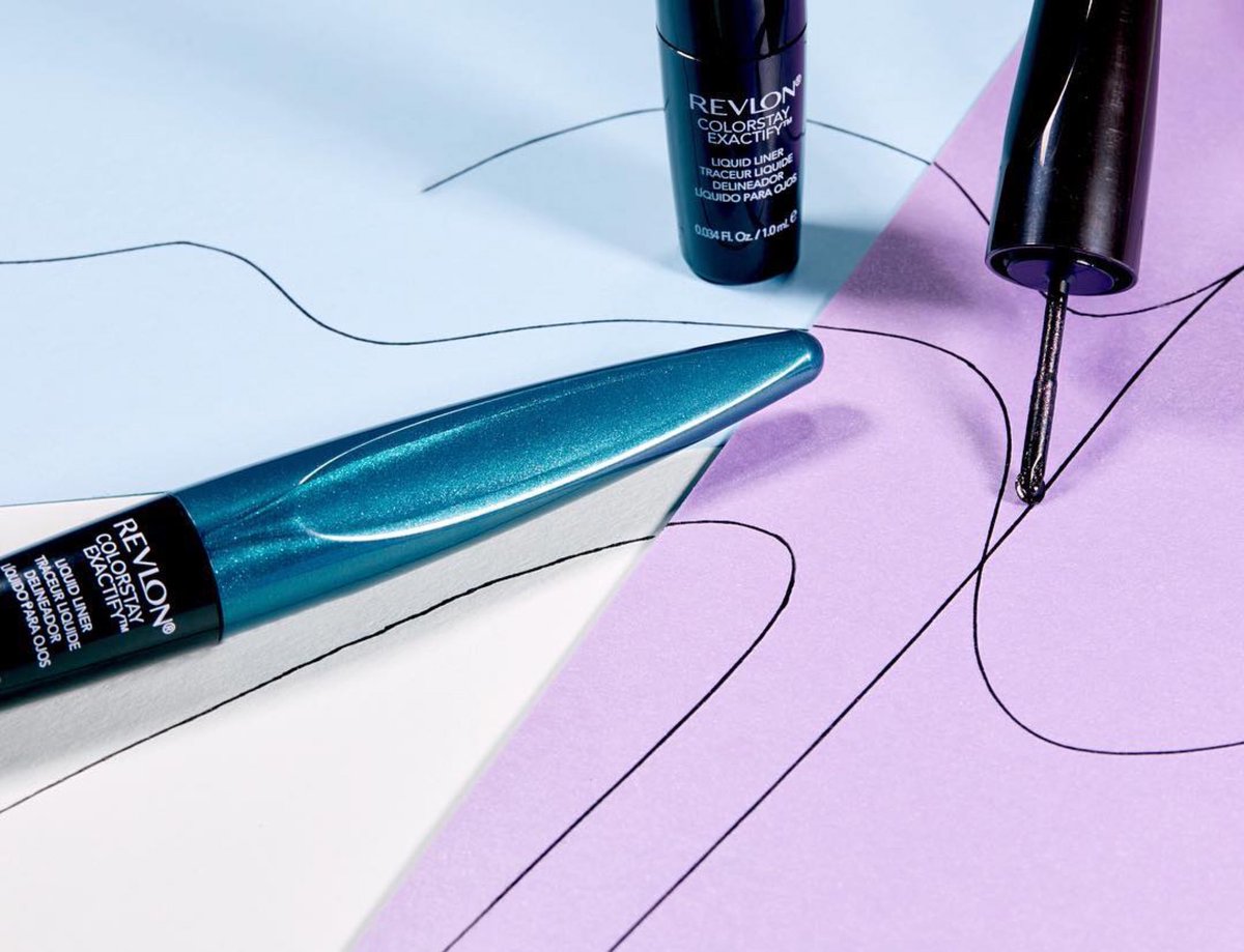 RevlonPHL's tweet image. Cross the line. #ColorStay #Exactify liner creates the most precise line and lasts up to 24 hours! ⏱💃🏻 #boldmakeup #boldlooks