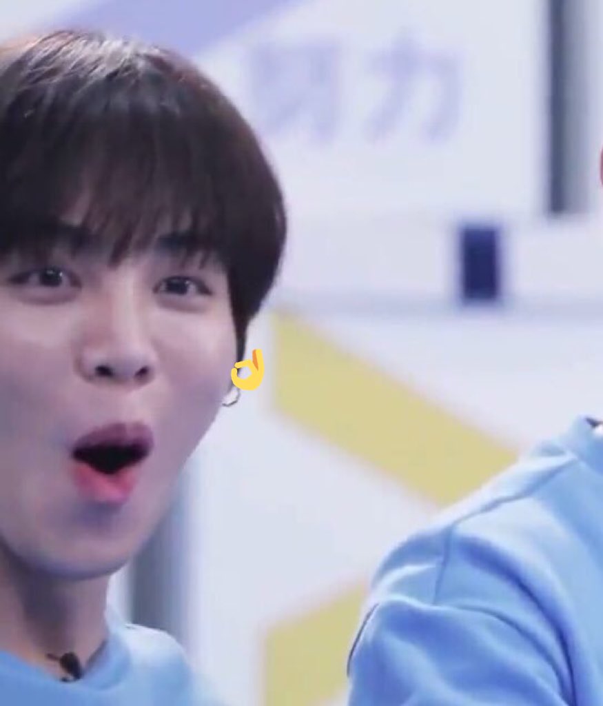 huigallery's tweet photo. hi! i’m going to be converting into a loops/soft bot account for hui! i hope you can still support this account and hui thank you.

— #梁辉/#휘 https://t.co/pbdTSxfZdA