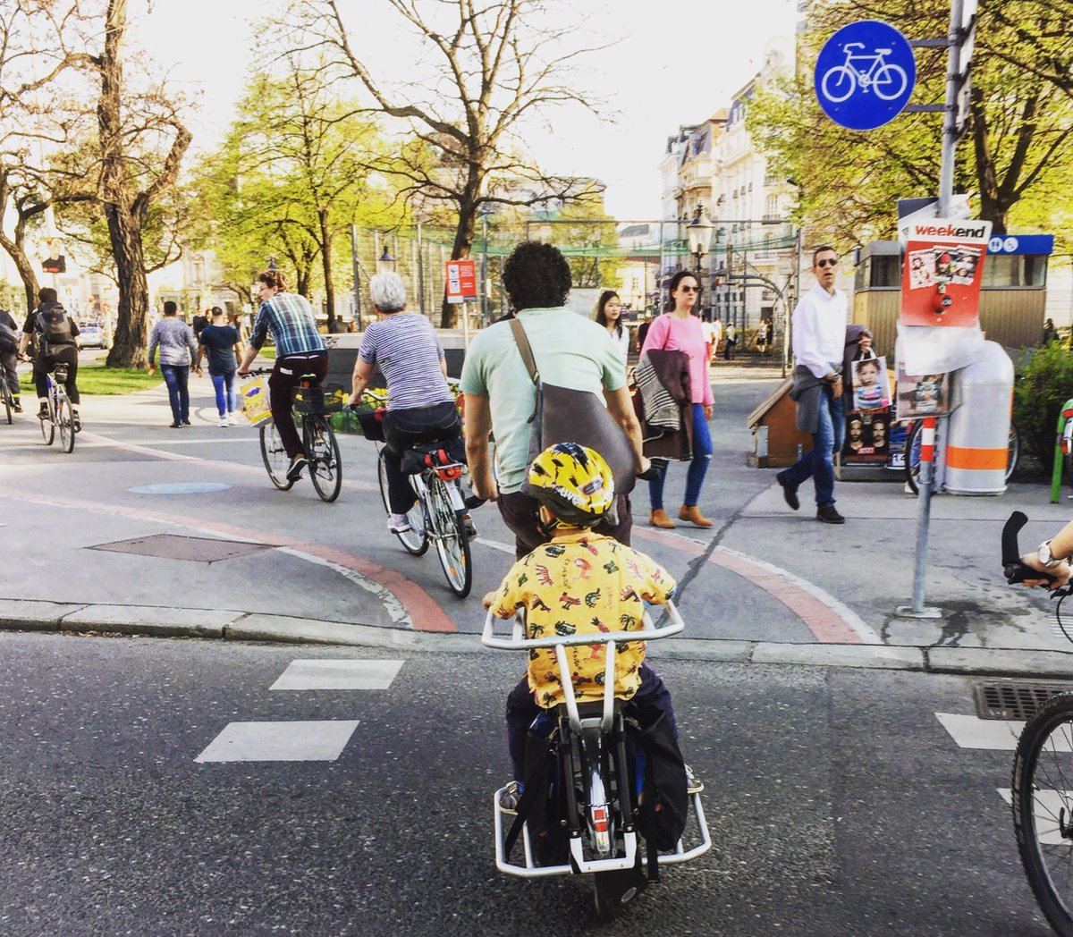 What a nice day for #cycling in #Vienna! 🚲😊 #spring #wienliebe