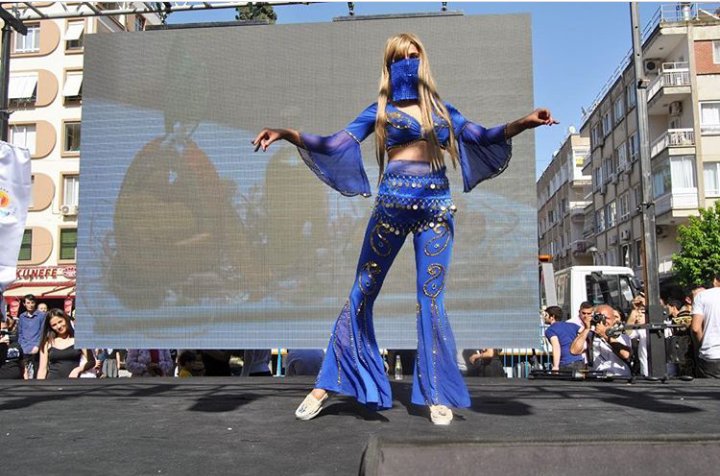 #NisandaAdanada
Portakal Çiçeği Karnavalına Oryantalimiz renk kattı