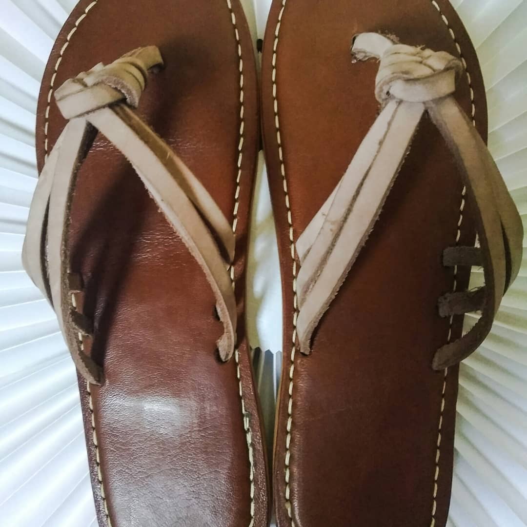 perrola1's tweet photo. Handmade Leather Slippers. Nationwide delivery @ 08098197822. https://t.co/gN04HKij1W