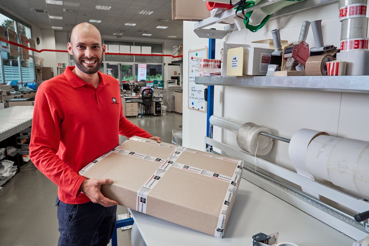 Franquicianet's tweet image. La #franquicia @MBESpain presenta su nuevo slogan #PeoplePossible #noticias #franquicias de #éxito ➡️ 500franquiciasdeexito.com/actualidad/not…