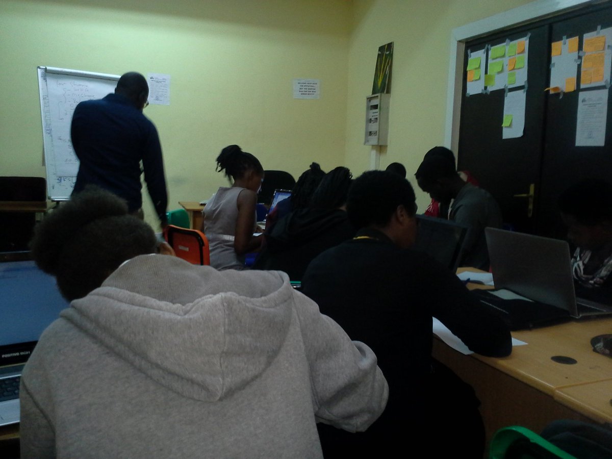 Happening Now
In #DesignThinkingHub <a href="/Uni_Rwanda/">University of Rwanda</a> students are in networking workshop prepared by <a href="/bictrwanda/">Broadcasters of ICT</a> <a href="/RwandaICT/">Ministry of ICT and Innovation | Rwanda</a> @RISARWANDA <a href="/urcst/">UR-CST</a>