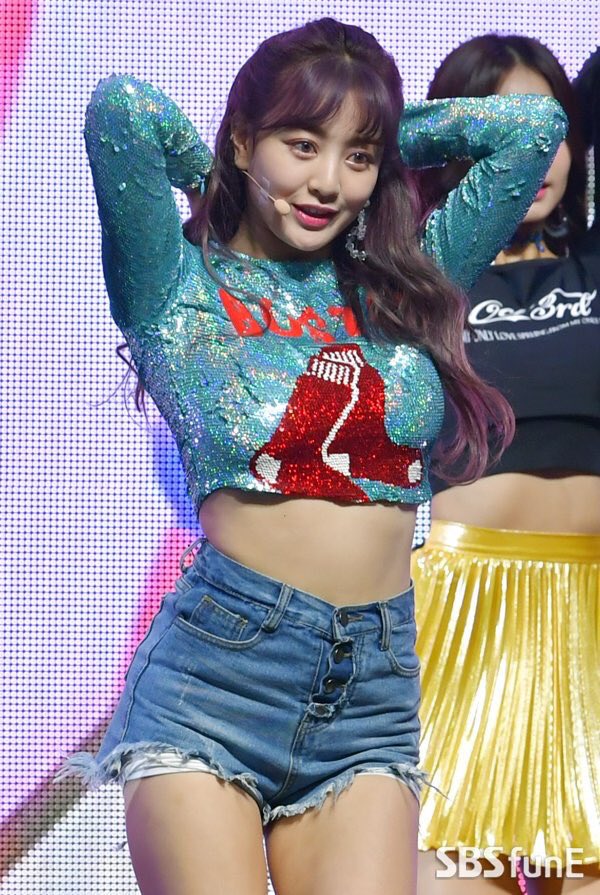 chaewonunit tweet picture
