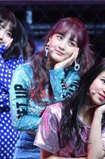 chaewonunit tweet picture