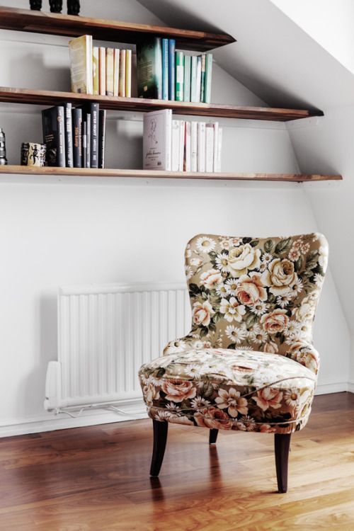 WeRentDMV's tweet photo. 2018 Design trends that we Love!   Flowers everywhere!
Pinspiration: Big Bold Floral Decor - Apartminty https://t.co/E6B9QQ4JlE https://t.co/84YY5vvprs