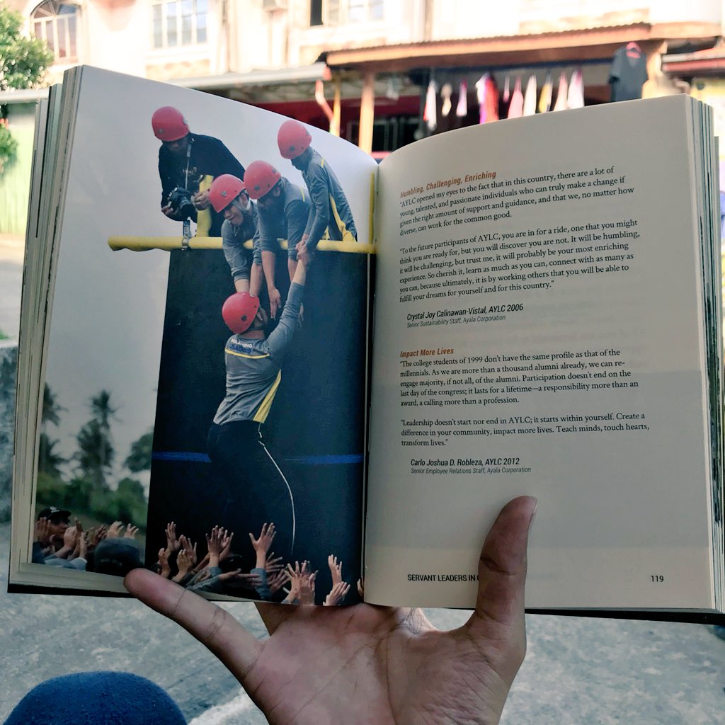 johnicoyoca's tweet photo. Finally had the time to read this. π Such a perfect time to reflect my first year in my chosen vocation. This book is a reminder of one of the greatest lessons I learned in this life-changing Congress; that I am called to serve, and not to be served. π #AYLC20 https://t.co/7a0ft42CDK