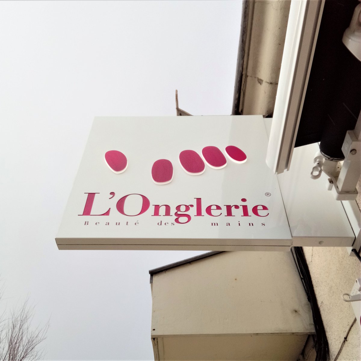 ADP_Enseignes's tweet photo. Une nouvelle #boutique @LonglerieFrance 💅voit le jour, une nouvelle #enseignedrapeau est aussitôt réalisée et installée par @ADP_Enseignes 🦒#enseigniste #Bordeaux #signstore #adpenseignes #newproject https://t.co/f4qzprsPz9