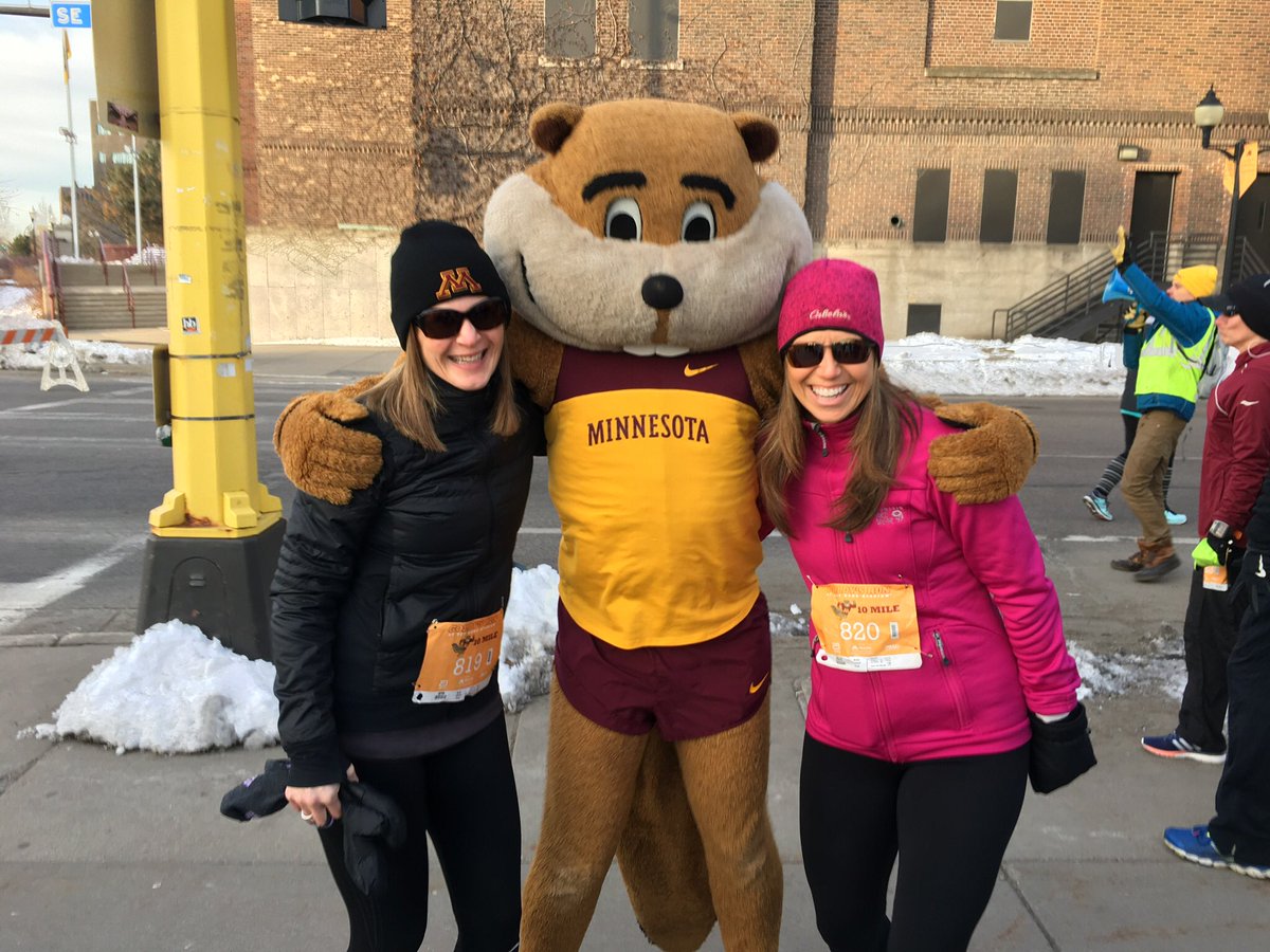 mochamal's tweet photo. #GoldysRun #10milesforNate #chillybutsoworthit https://t.co/wREAw3vPZo
