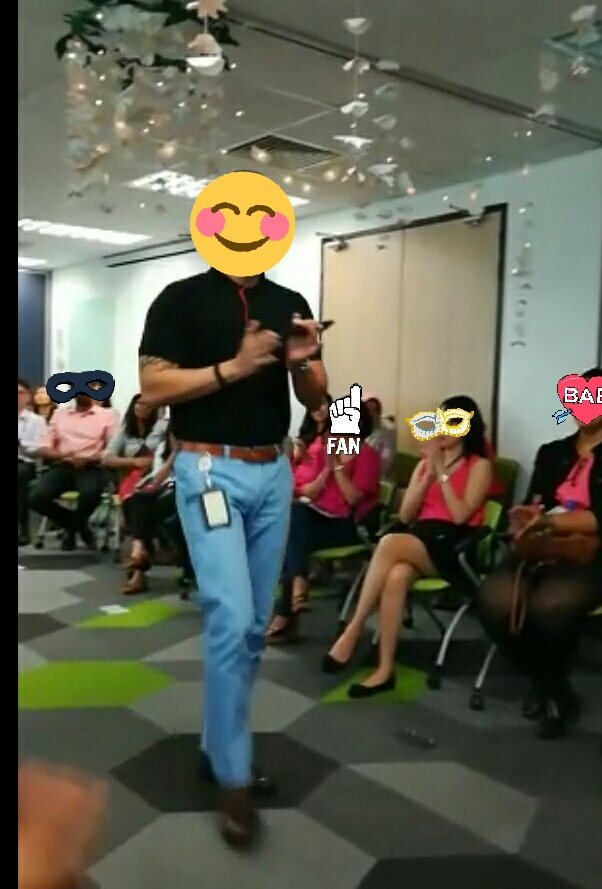bookyourmentor's tweet photo. RT @juststopITn0w: mahal na ata kita sir 

#officecrush #sir #mentoring #workshop #bukol #sarapmo #bulge #tattoo #notpinoy https://t.co/HWSIF94c7c