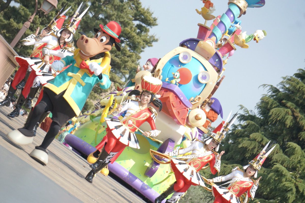Nakon_05n_Makon's tweet photo. Thank you Happiness is here🎠🧚🏻♀️✨
#myphoto #カメラ女子 #ミラーレス女子 #ファインダー越しの私の世界 #写真で奏でる私の世界 #Disney #HapinessIsHere https://t.co/ghu0uVH7sy