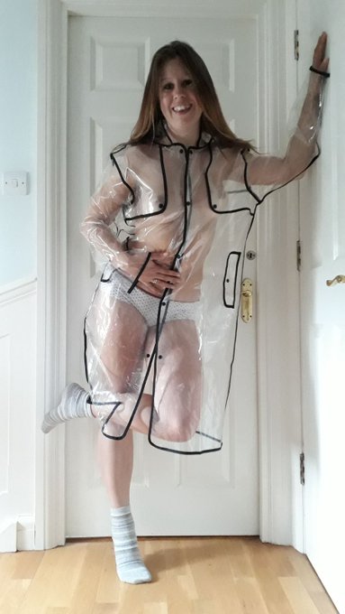 Having a #mackintosh Monday xx https://t.co/wIXCRQ3Zu5<a href="/tag/mackintosh"class="tags">#mackintosh</a>