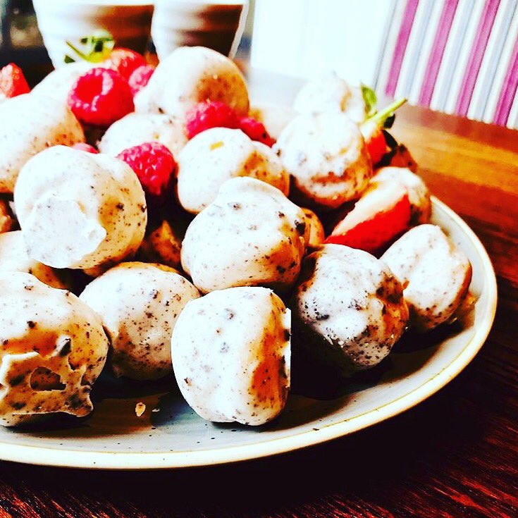 TheSlugEpsom's tweet photo. 50% off food today! #food #foodporn https://t.co/hmR7AkjBjA