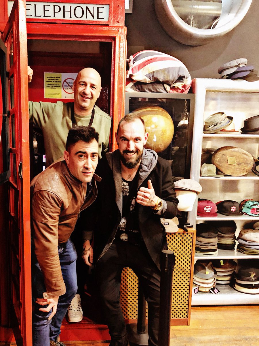 FranPeluquerias's tweet photo. @FranPeluquerias @ElkuvanitoM #barbershop #barber https://t.co/663LYSjb1p