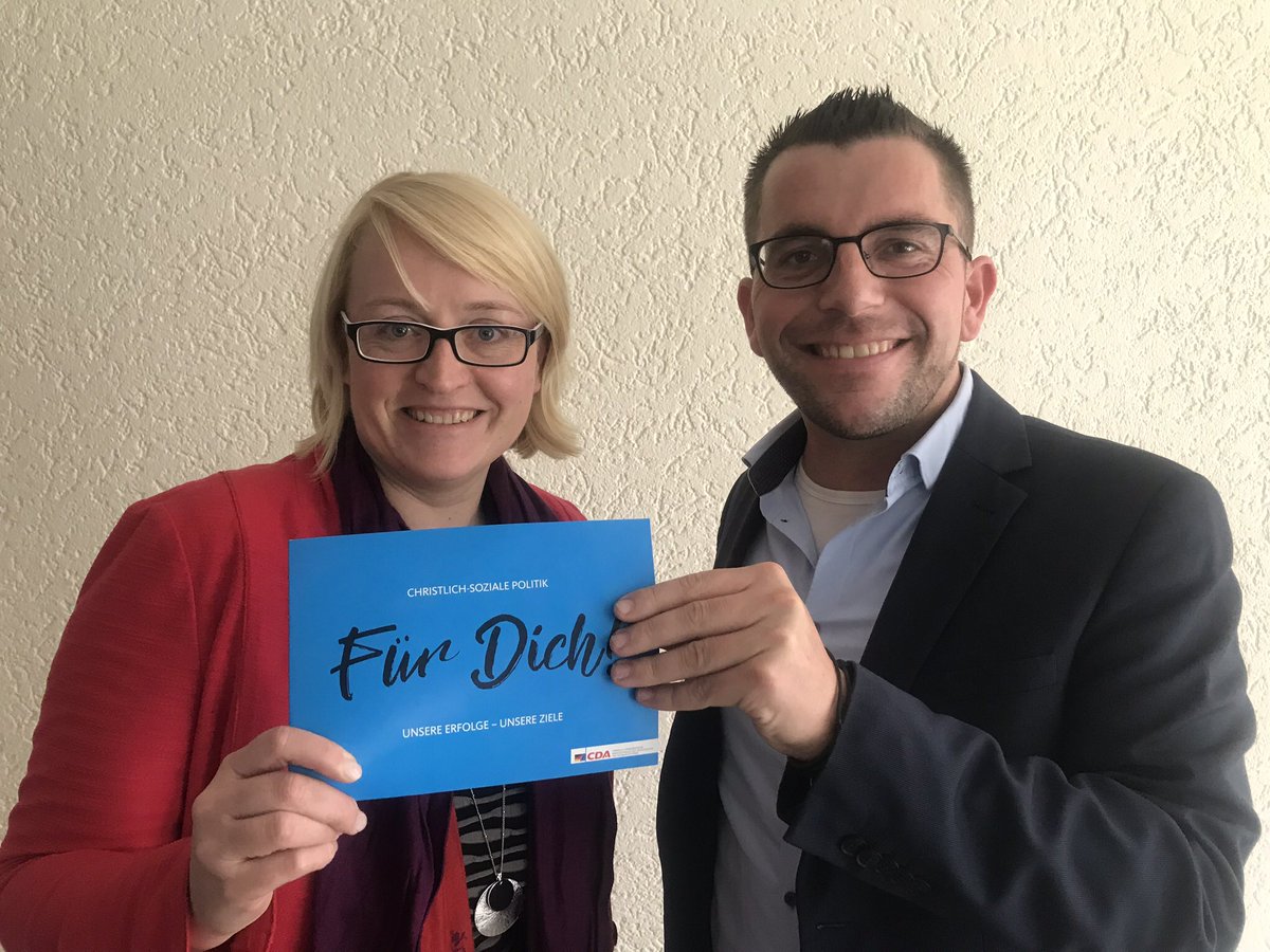 MarcSpeicher's tweet photo. #Vereinigungen halten zusammen. Herzlich willkommen in der @CDA_Bund an die Landesvorsitzende der @frauenunion @saarland_de ! Ich freue mich auf eine gute Zusammenarbeit in der #CDA, liebe Anja ☺️👍 #cdasaar #fusaar https://t.co/eSZsrSajh9