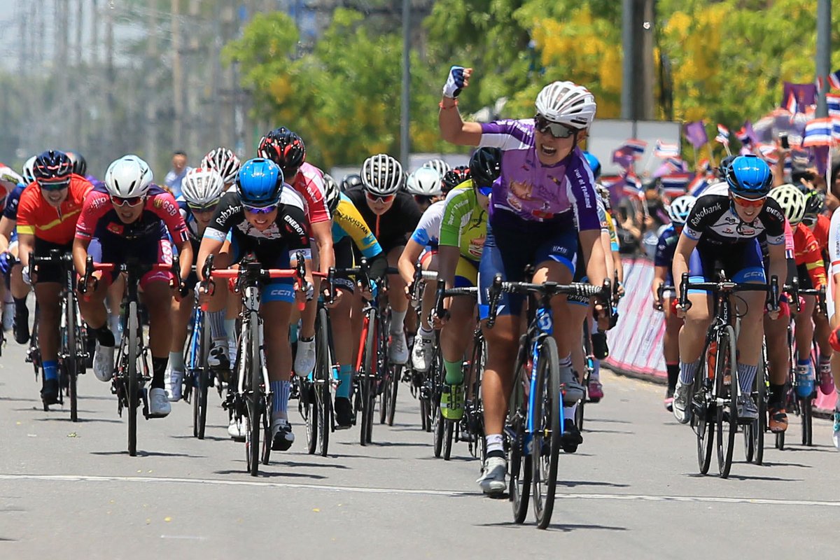 tour_2018's tweet photo. THE PRINCESS MAHA CHAKRI SIRINDHORN’S CUP WOMEN'S TOUR OF THAILAND 2018

RESULTS OF STAGE 2 

1.NGUYEN Thi That
2.KAJIHARA Yumi
3.MANEEPHAN Jutatip https://t.co/kE0j6adq5P