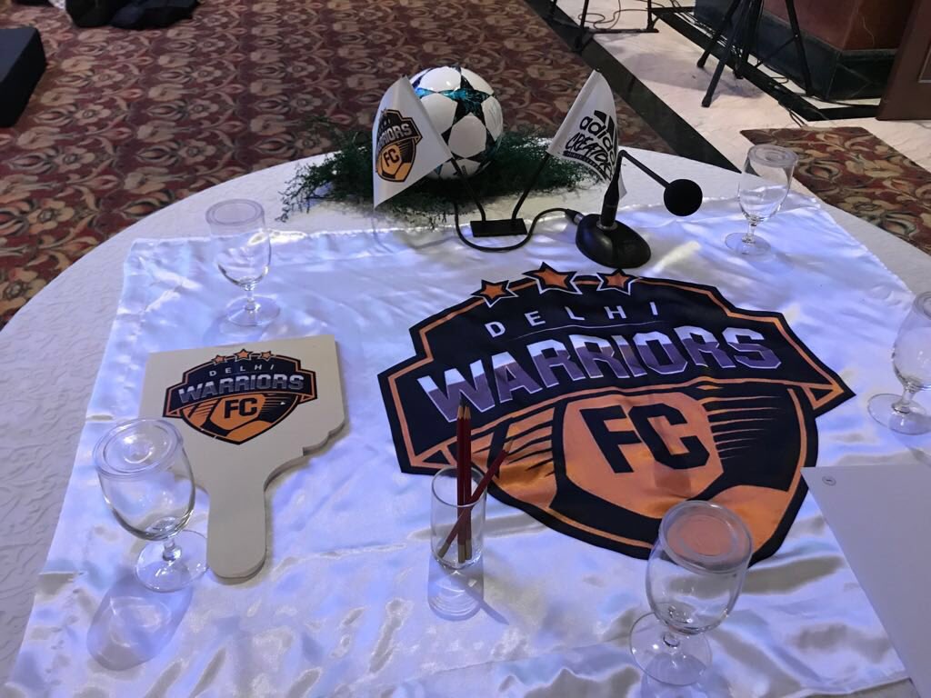 nikhilchinapa's tweet photo. Playerβs Auction coming up! Weβve even got our own table. #ohsofancy @VulcansFCDelhi #thevulcansarecoming π #creatorspremierleague #football https://t.co/gEIdpHFSvm