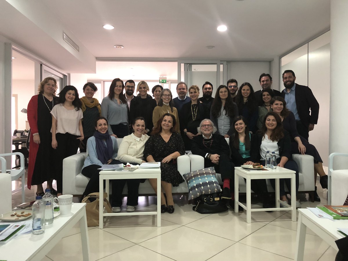 genchayatvakfi's tweet photo. 2018 Genel Kurulumuzda; Kurucularımız, Yönetim Kurulumuz ve ekibimiz bir arada. Kurucumuz Nihat Böytüzün’ü saygıyla ve sevgiyle anıyoruz. https://t.co/e2JIneFr9a