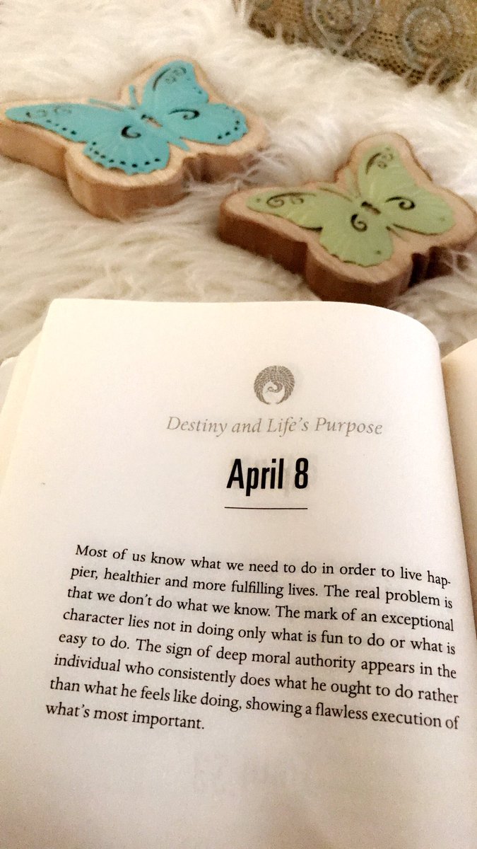 sakeenaalmanji's tweet photo. Do what you know that you have to do it in order to live happier, healthier and more fulfilling lives #8aprile #robin_sharma #daily_inspiration https://t.co/K1EWe7Udr5