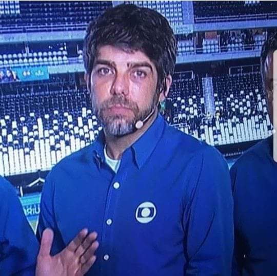 Rubronegro_81's tweet photo. Quando vc é  vascaíno e lembra que zuou todos os rivais mas não ganhou nem Taça Rio, nem Guanabara e nem Carioca... https://t.co/WzIohryK8D