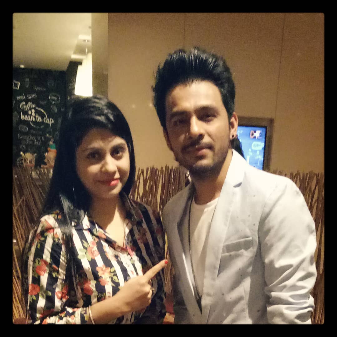 thisisstudiops's tweet photo. Happy Birthday @TonyKakkar
Stay blessed 😇
#StudioPS #thisisstudiops #TonyKakkar #HappyBirthday #cocacolatu #sholasholatu #NehaKakkar #nehearts #PSILoveyou https://t.co/4Z9sS0AHdD