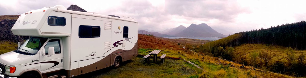 wide_openroads's tweet photo. @GoRVing Ever wanted to jack it all in, leave the missus (or mister) at home and go wandering. That's what I'll be doing in the UK, and funding my travels by betting (!). #roadtrip #RV #motorhome. Join me at https://t.co/YyS5go63wB https://t.co/my5OlXQZ37