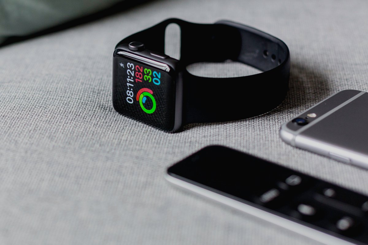 ExpandSolutions's tweet photo. We have three days left until our #Housebuilder Survey closes. Take part and you can enter our competition to win an Apple iWatch! #ConstructionUK 
https://t.co/P31JGxDb8T https://t.co/UbMegqs6KR