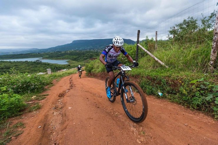 In_the_Bunch's tweet photo. Mboneni Ngcobo and Erika Velissariou won the 60km feature of the @FreedomMTBrace in Ballito yesterday. View more results here: https://t.co/RiN0AMC7h5 @MarriottIntl https://t.co/wSTiY98OAB