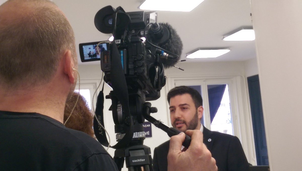 "Un service qui vous accompagne tout au long de vos déplacements dans 50 pays" <a href="/ahmhiri/">A M</a> fondateur de <a href="/TravelCar_/">TravelCar</a>