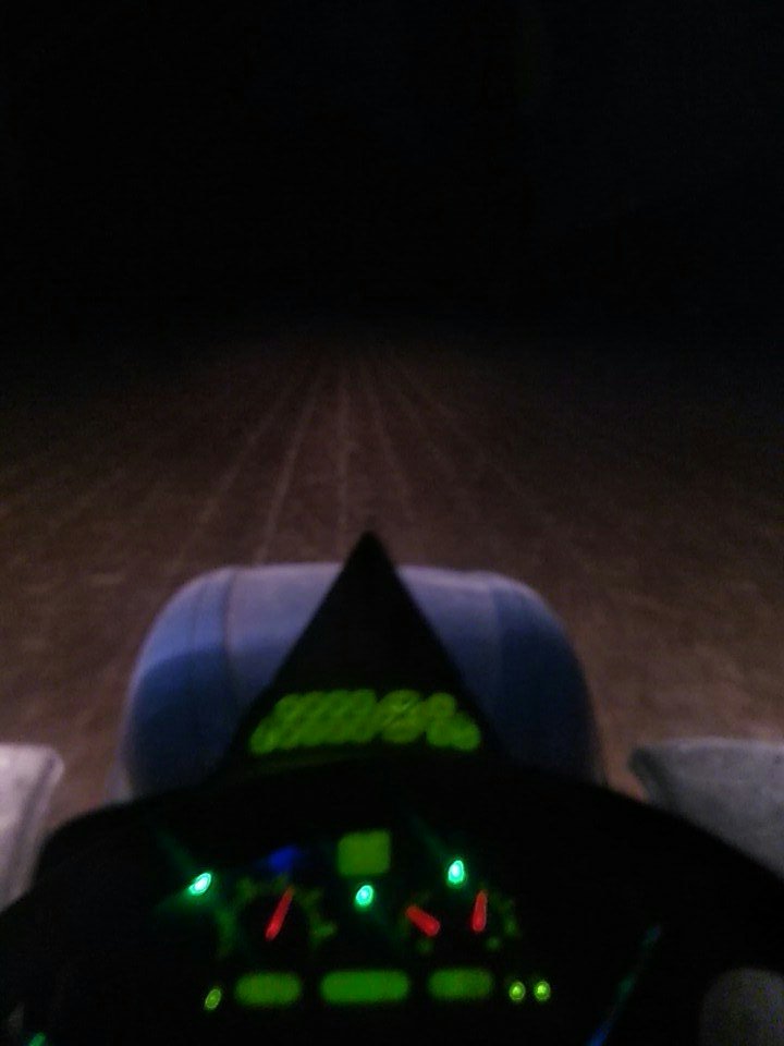 TToonders's tweet photo. Feels good to be back in the tractor for some frost seeding #plant18 https://t.co/HFMcwKy7aP