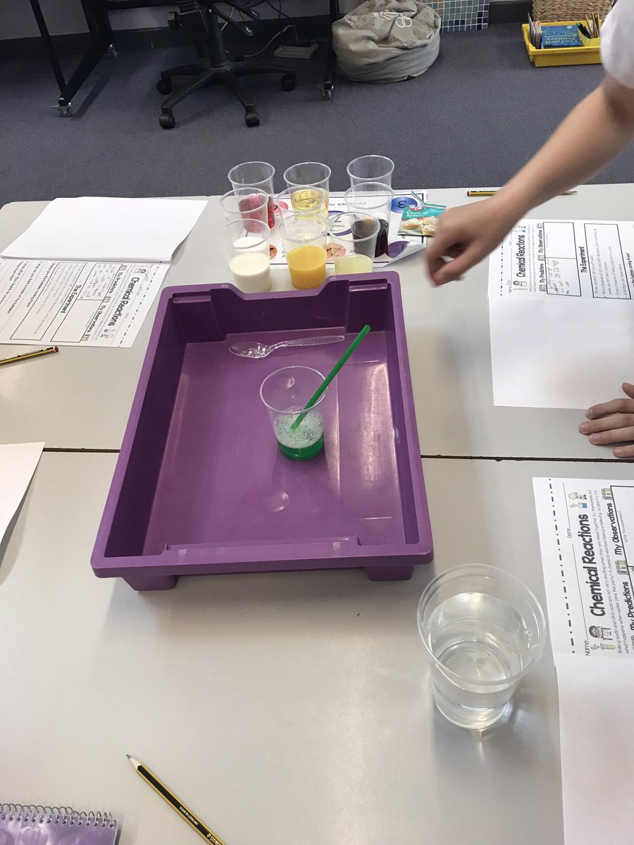OPA_Darfield's tweet photo. An exciting start the the term in @OPAD_Y3 as they kick of the week with some chemical reactions as part of #OPAScienceWeek! https://t.co/Kc1v3aNms2