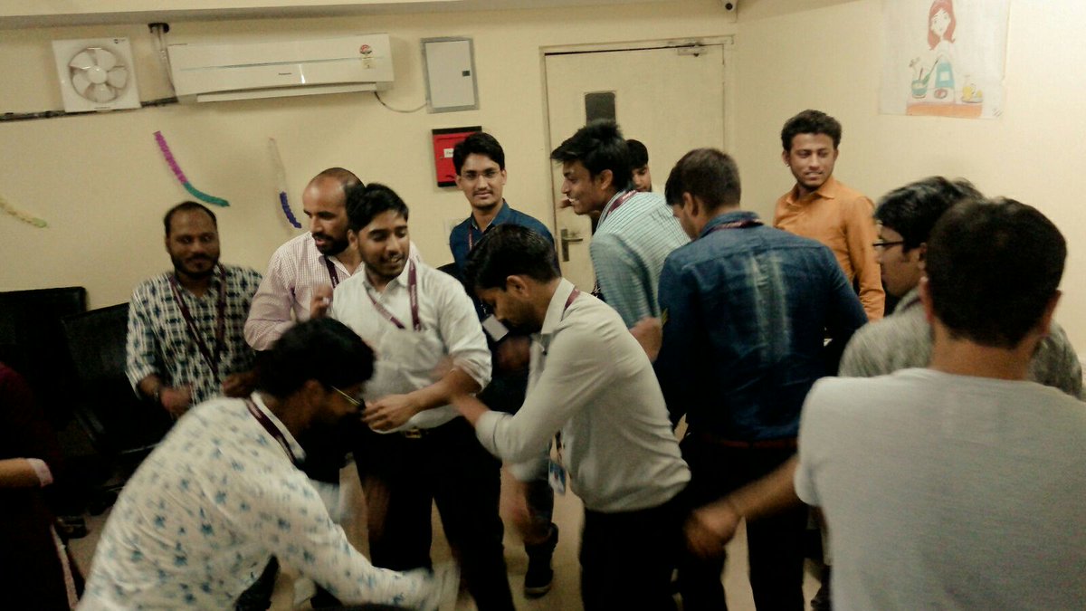 Serendipity__c's tweet photo. #MusicalMonday #Enjoy #HappyMonday #fun #Simplyforce @Simplyforce @Briskminds - @abhinav_rs @garhwal16 @RajeevJain16 @VIJAYKUMAWAT_16 @ishan2309 @ashu_m10 @GurjarAshutosh @SeemaSh16090222 @AbhiMishra24 @romesh_kumar816 @DivyaBharadwaj2 @taruna_kunwar @piyucoool @suniljoshi0074 https://t.co/Q2LOalu7lG