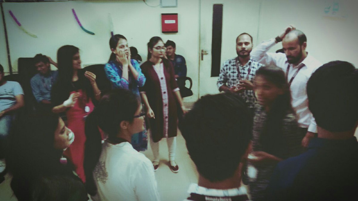 Serendipity__c's tweet photo. #MusicalMonday #Enjoy #HappyMonday #fun #Simplyforce @Simplyforce @Briskminds - @abhinav_rs @garhwal16 @RajeevJain16 @VIJAYKUMAWAT_16 @ishan2309 @ashu_m10 @GurjarAshutosh @SeemaSh16090222 @AbhiMishra24 @romesh_kumar816 @DivyaBharadwaj2 @taruna_kunwar @piyucoool @suniljoshi0074 https://t.co/Q2LOalu7lG