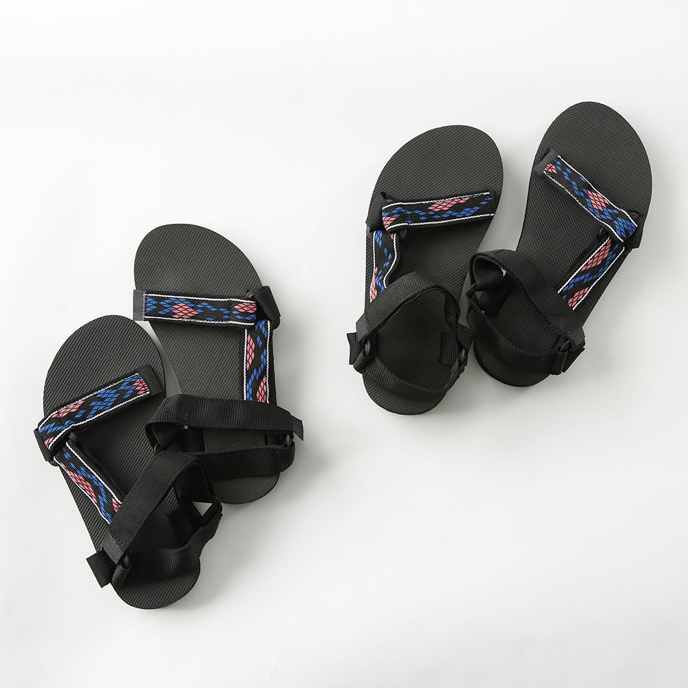 3coinsスリーコインズ 公式 Ar Twitter New 昨年snsで人気爆発にとなったサンダルが今年も登場 海でプールで街で 高見えプチプラサンダルは活躍間違いなしです サイズはそれぞれ23 5 24 5cmございます 花柄シャワーサンダル 各 300 税 スポーツ