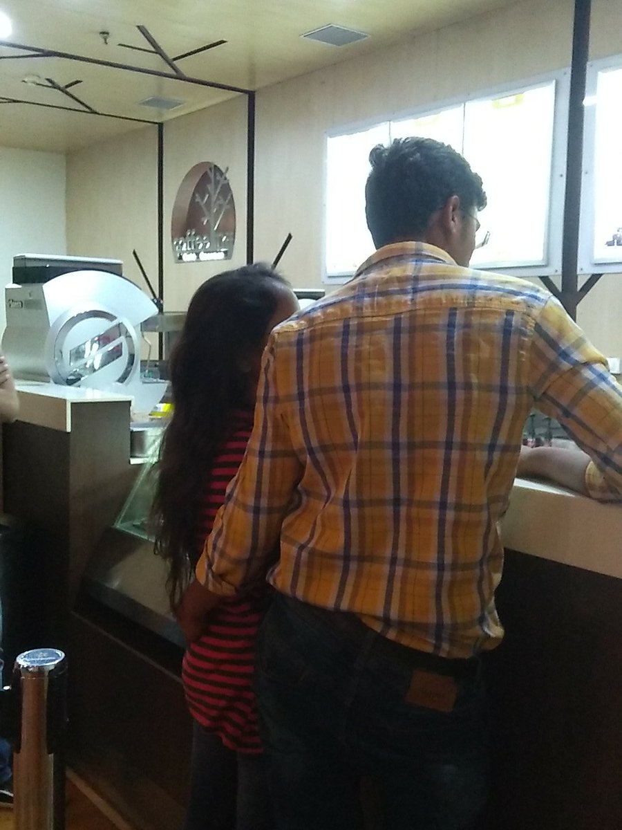 TushGin's tweet image. What is the logic behind offering a choice you don&apos;t have! #badsystem #gourmetmyass