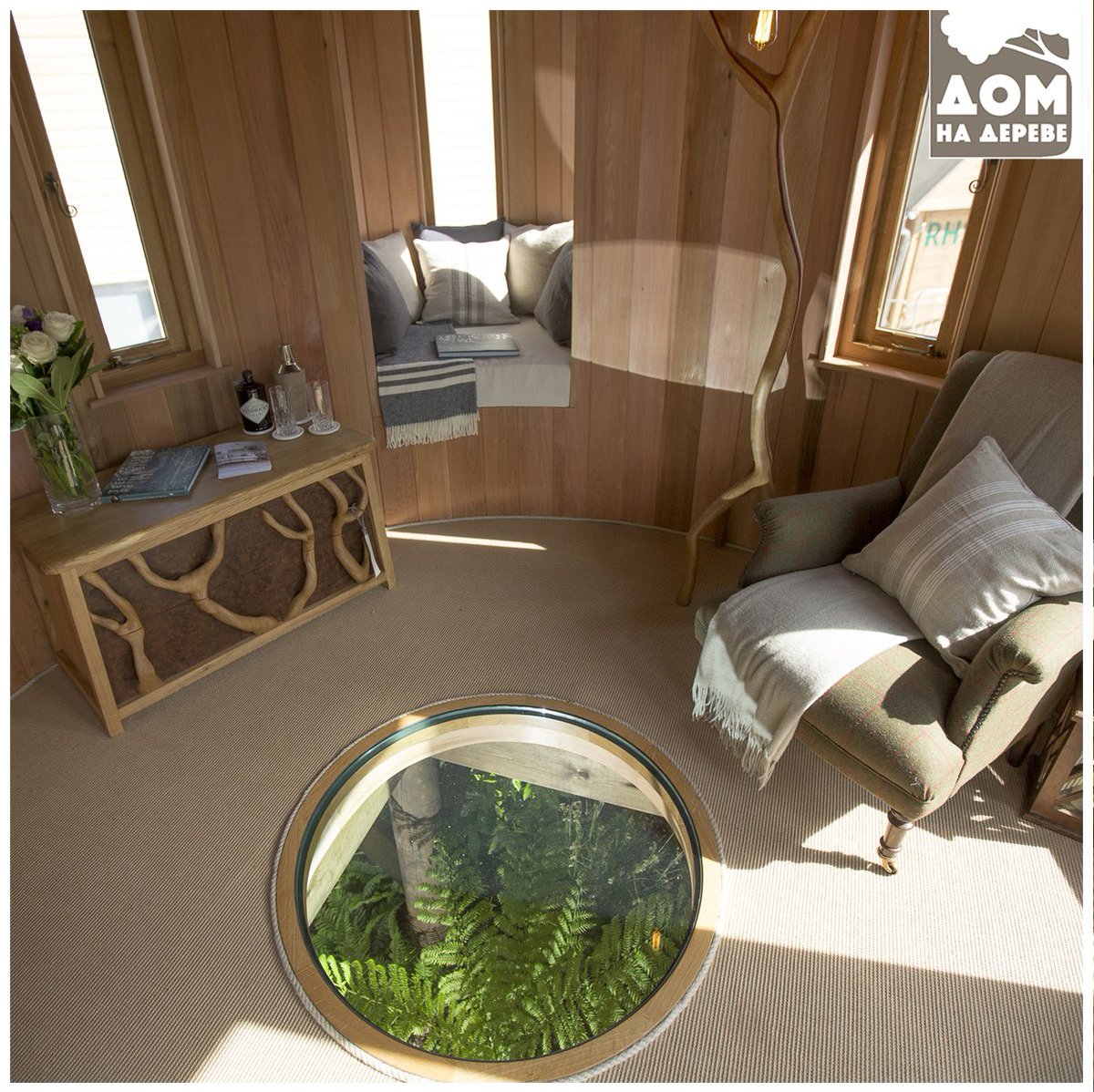 DomNaDereve_ru's tweet image. Рабочий кабинет на дереве – это уединенное пространство, наилучшим образом обустроенное для вашего гармоничного состояния. Здесь вы сможете отрешиться от суетного и сосредоточиться на главном - принятии верного решения. 👩‍🏫☝️👌
#домнадереве #проектирование #строительство