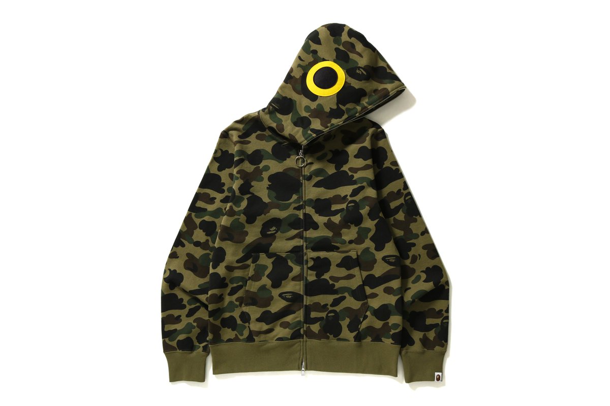 BAPEOFFICIAL's tweet photo. 1ST CAMO FISH FULL ZIP HOODIE 

Releasing on April 14.
#bape https://t.co/X3IJK2ozsH