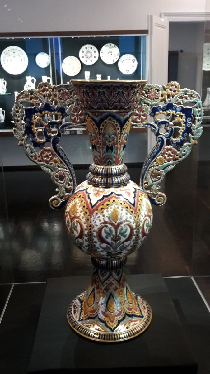 GGrimalda's tweet photo. Always very happy to link conference attendance with cultural sightseeing. #Pecs #EHBEA2018 had so much on offer: splendor of ceramics #zsolnay factory, interesting syncretism #GhaziKasim mosque turned church,cathedral &amp; finally #EarlyChristianMausoleum.😍🙏2 organisers. https://t.co/YjDPOO7rAD
