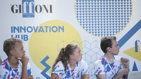 GiffoniHub's tweet photo. Al via #SchoolFactory, progetto di educazione all'imprenditorialità per le scuole secondarie italiane. 
https://t.co/KTBFLFqSiF https://t.co/BccWxQfg8K