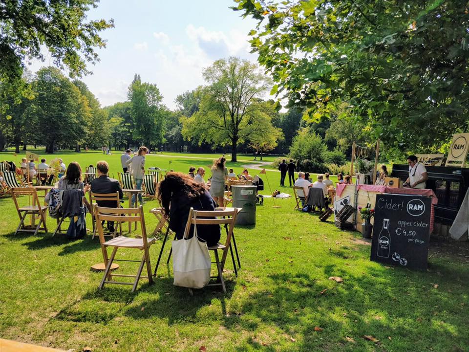 jamhoreca.nl/schijnt-zon-le…
Onze Rotterdamse klant 'Parqiet' heeft beste terras. Bekijk ook onze andere Rotterdamse klanten.