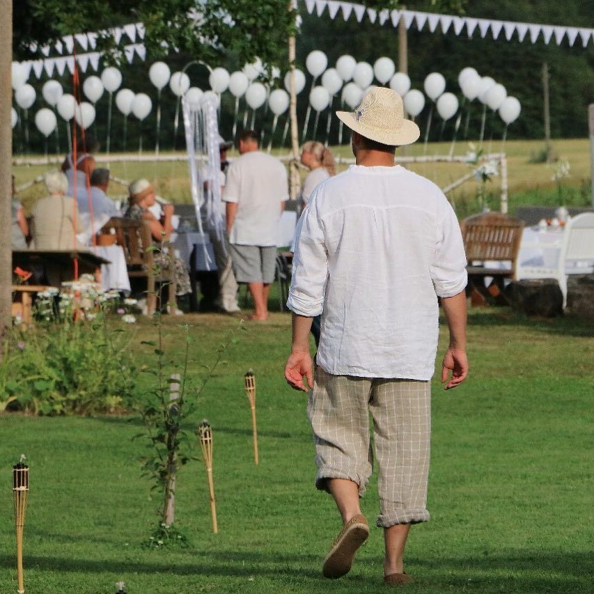 linenbee's tweet photo. Summer, celebration and of course - linen 🌞 did you know we have a small section of linen for men? Follow the link in the bio to check it out. We aim for simplicity, comfort and quality 👌 #linenbee #linenbeeshop #countryside #countryboy #white #natural #s… https://t.co/qm9L3rJupe