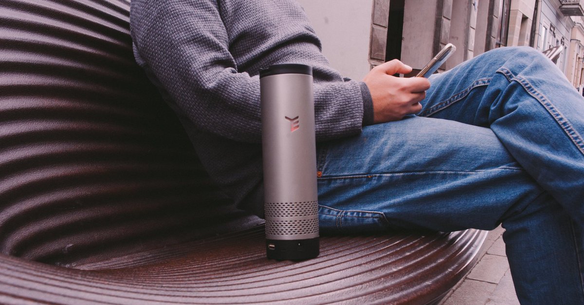 Ye_cup's tweet photo. Control your drink’s temperature on-the-go with Yecup. https://t.co/sj6raetfrW       #technology #innovation #IoT #Gadget #smartmug #Travel #lifestyle #stayhydrated #onthego #drinks #beverages #gadgets #Appstore #Android #appconnected #Wireless #wirelesscharging #cool https://t.co/4NeMptSMRK