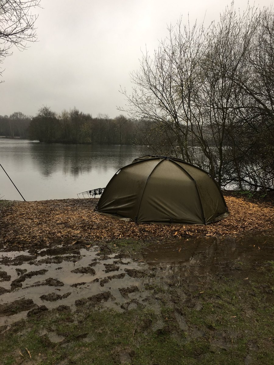 martincarpypick's tweet photo. More rain than you can shake two sticks at! Bivvy bound but happy π βοΈ #TempestLife #comeonfish https://t.co/H1UEqVx891