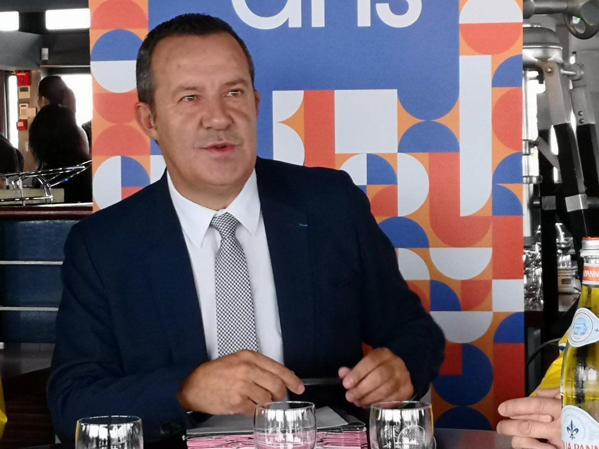 ecomnews_live's tweet image. "Le Salon international du multicoque est devenu le salon de #laGrandeMotte dans le milieu du #nautisme ! C'est le rdv annuel le plus important au monde avec 55% de visiteurs étrangers " @S_Rossignol @lagrandemotte #Multi2018