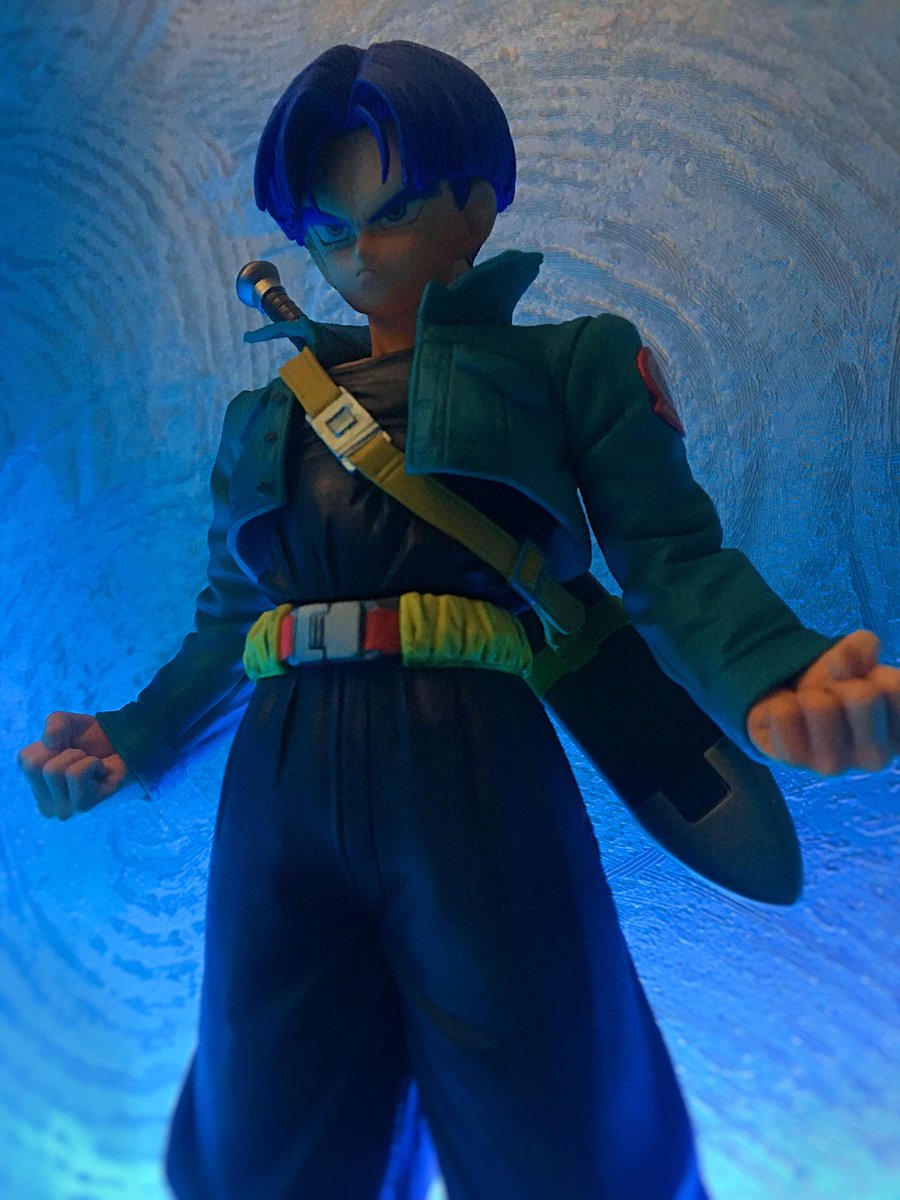 Karaneky's tweet photo. Âpre les vbucks, il moffre la figurine de Torankusu. Aberrant de positivité ce gars @SapphireKas3 
#ehmerci #Japantouch2018 #Dbs #Dbz #Torankusu https://t.co/YYiYyiKMZT
