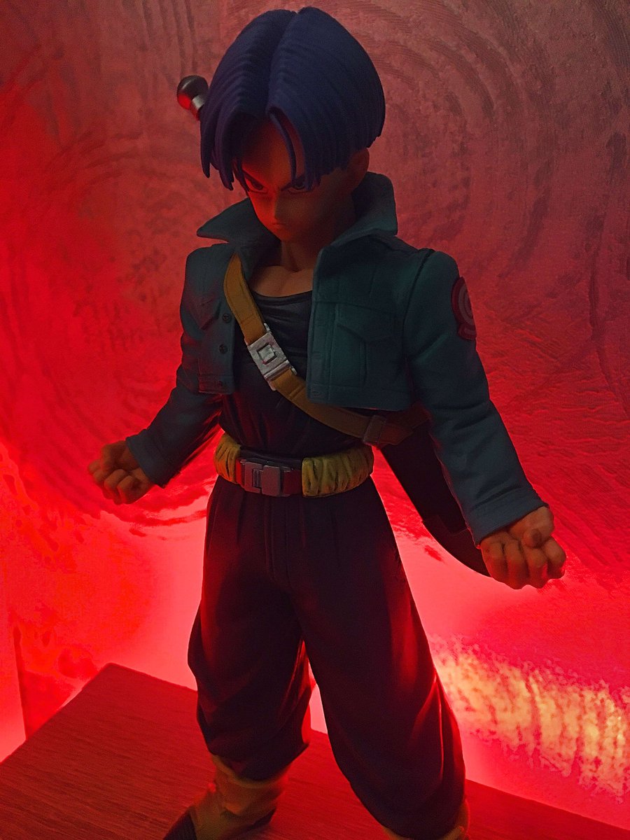 Karaneky's tweet photo. Âpre les vbucks, il moffre la figurine de Torankusu. Aberrant de positivité ce gars @SapphireKas3 
#ehmerci #Japantouch2018 #Dbs #Dbz #Torankusu https://t.co/YYiYyiKMZT