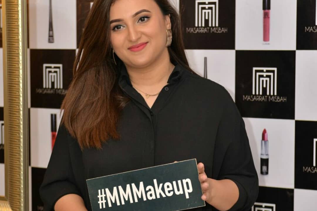 SidraAyaz's tweet photo. . @masarratmakeup blogger meet and greet at Sante the Salon!
#MasarratMisbahMakeup #MMLaunch18 #LiquidColor #matteobsession #makeup #lipstick #lipcolor #makeuponpoint https://t.co/G3PvhtHCfK