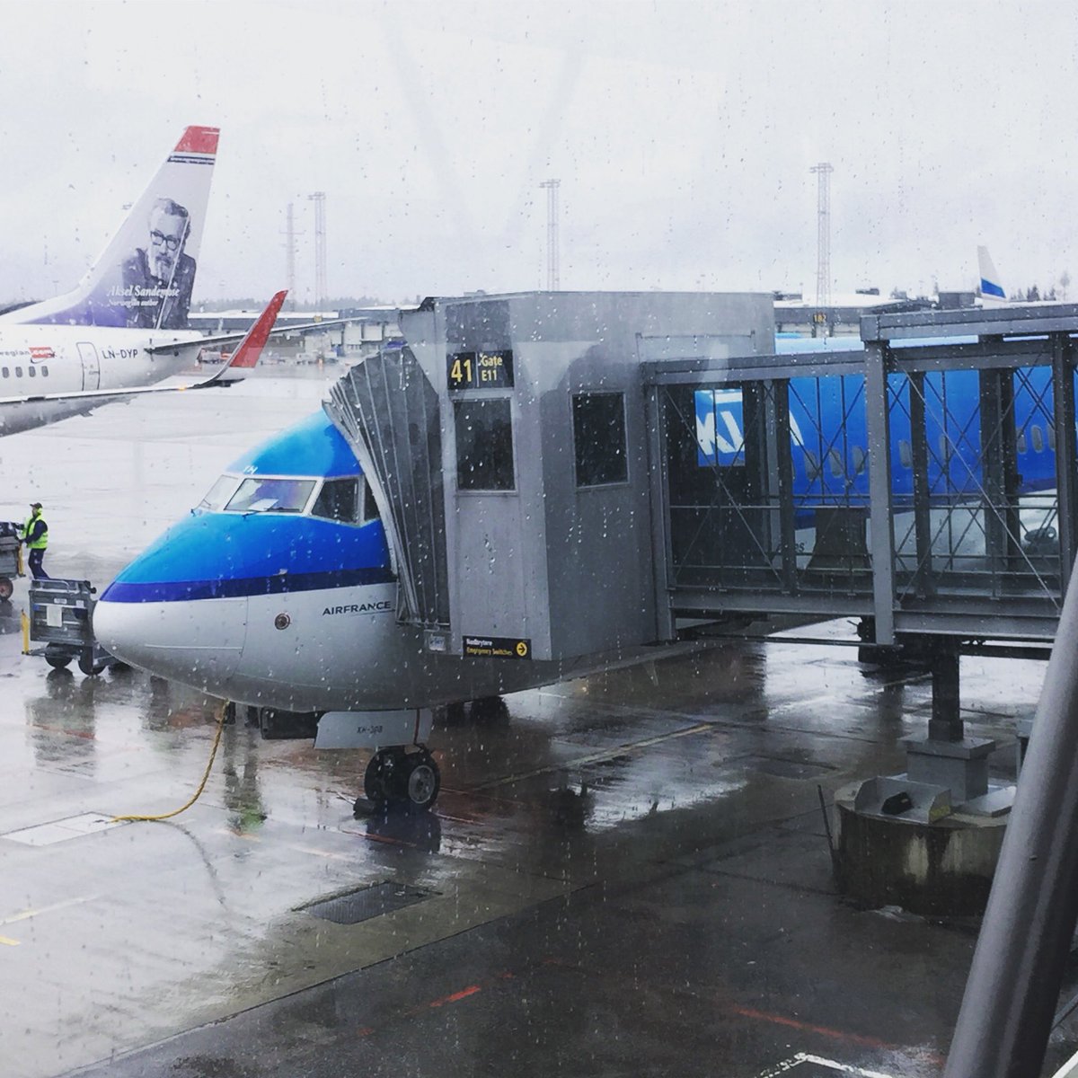 Epic journey to the #ageofamazement <a href="/ted/">this website is bad</a> Vancouver is officially underway. See you on the other side 🌎🌎🌏 #ted2018